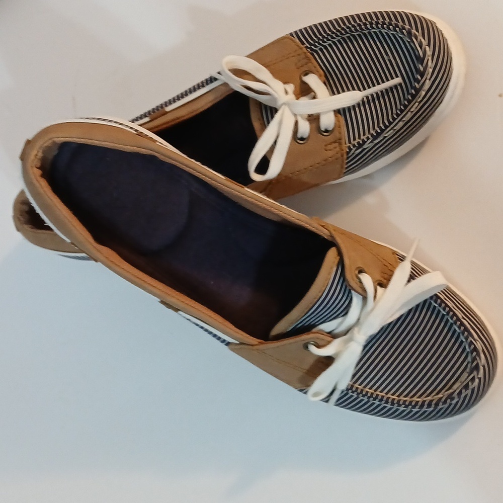 Keds  Navy Blue Charter Chalk Nautical Style Slip-on Sneakers 7.5